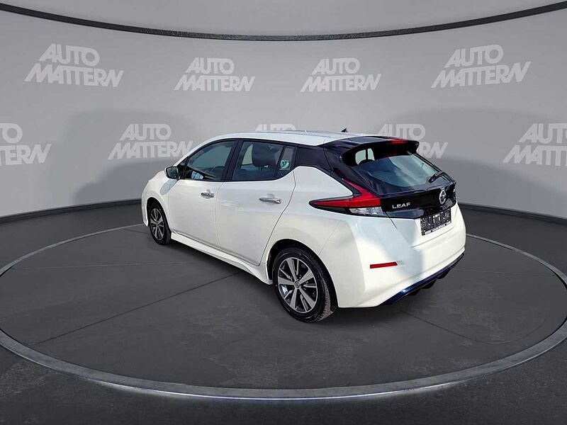 Nissan Leaf Acenta, Allwetterreifen.