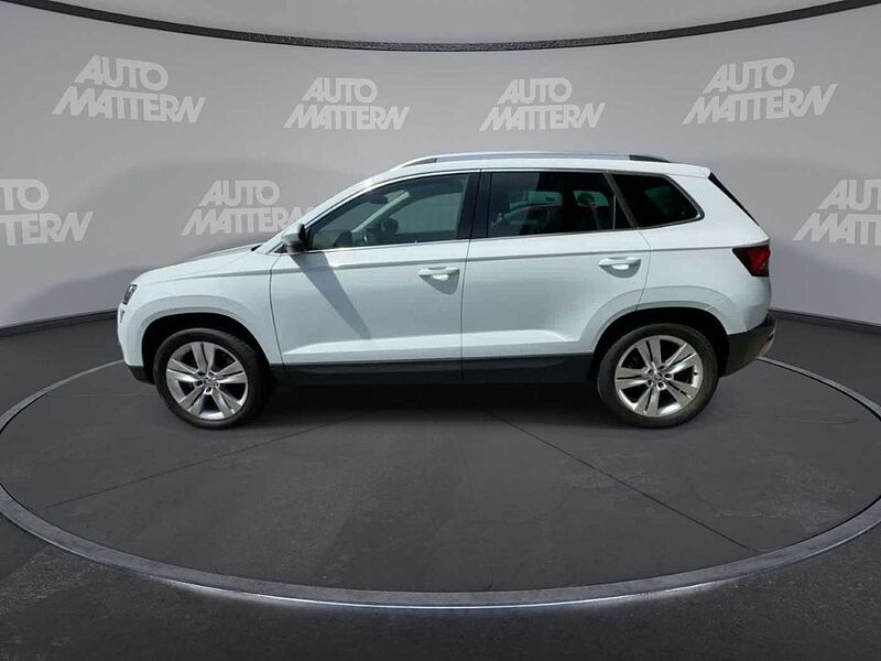 SKODA Karoq 2.0 TDI Style 4x4 DSG Leder Navi LED EURO6