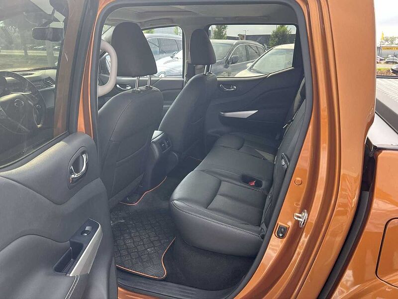 Nissan Navara NP300 Tekna Double Cab 4x4