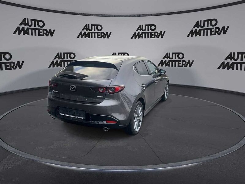 Mazda 3 SKYACTIV-G M-Hybrid Selection