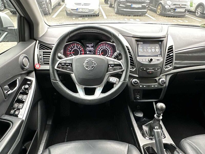 SsangYong Korando 2.0 Leder Navi Klimaa. Sitzheizung Xenon