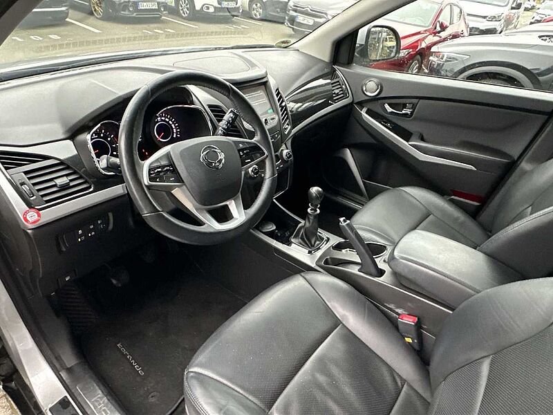 SsangYong Korando 2.0 Leder Navi Klimaa. Sitzheizung Xenon