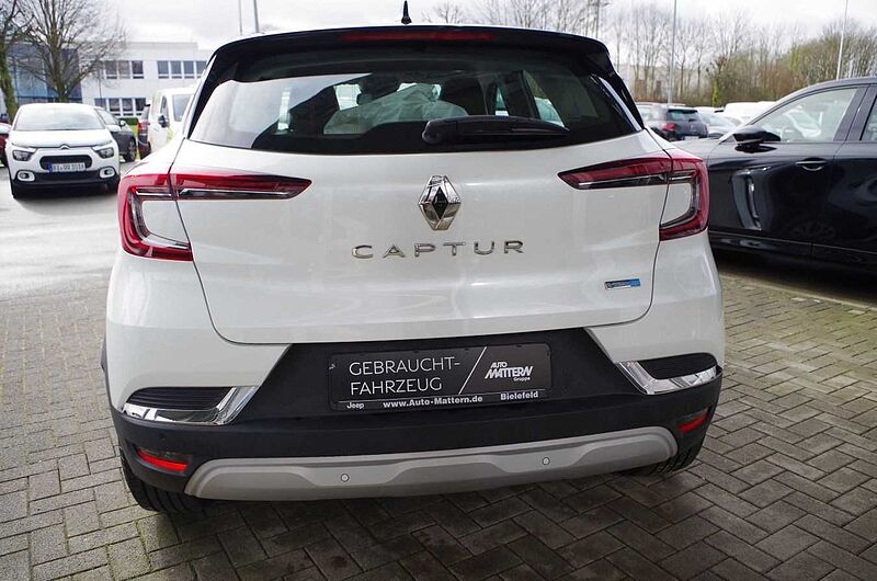 Renault Captur II Intens 1.6 E-Tech PLUG-IN-HYBRID,1.Hd. ,8-fach bereift !